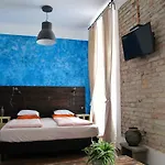 Hedonist Budapest