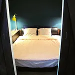Hedonist Budapest