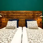Hedonist Lodge 3* Budapest