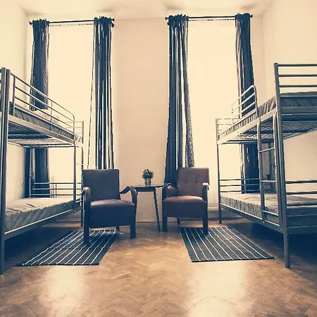 Aparthotel Hedonist Lodge 3*