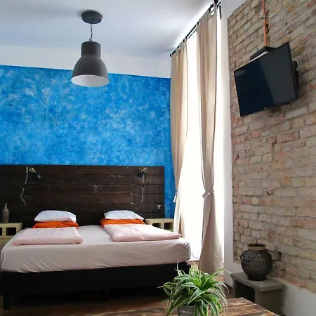 Hedonist Lodge Будапешт