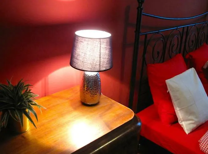 Hedonist Lodge Апарт-отель Будапешт